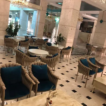 Grand Palace Hotel Korce