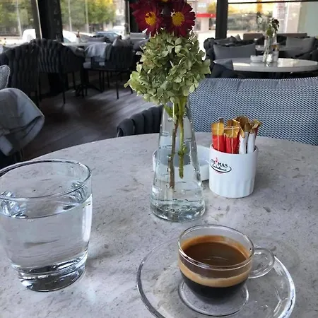 Grand Palace Hotel